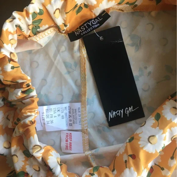 ☎️ NWT Nasty Gal sz S/4 Daisy Floral High Waisted Co-ord Shorts Mustard yellow - Picture 4 of 9